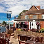 Sunday London Staines-Upon-Thames Ex Mercure Hotel