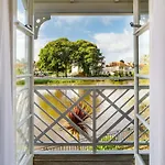 Sunday London Staines-Upon-Thames Ex Mercure Hotel
