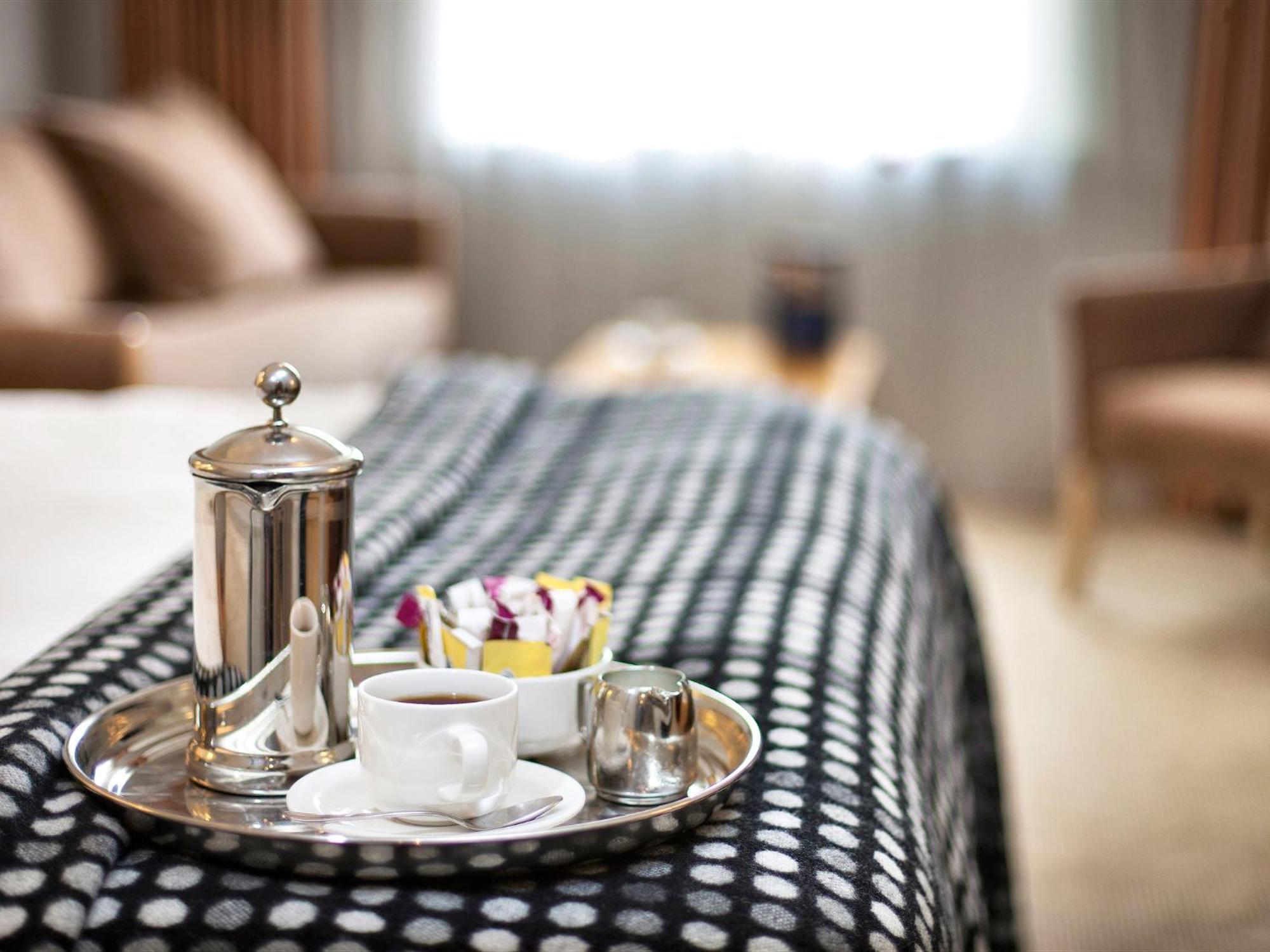 Hotel Sunday London Ex Mercure Staines-upon-Thames